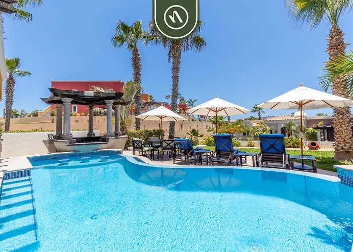 With Private Pool & Patio In Cabo Hébergement de vacances Cabo San Lucas